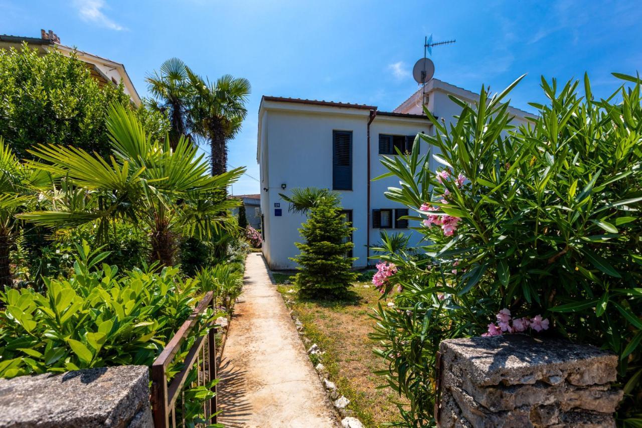 Apartman Kovac Malinska Exterior foto